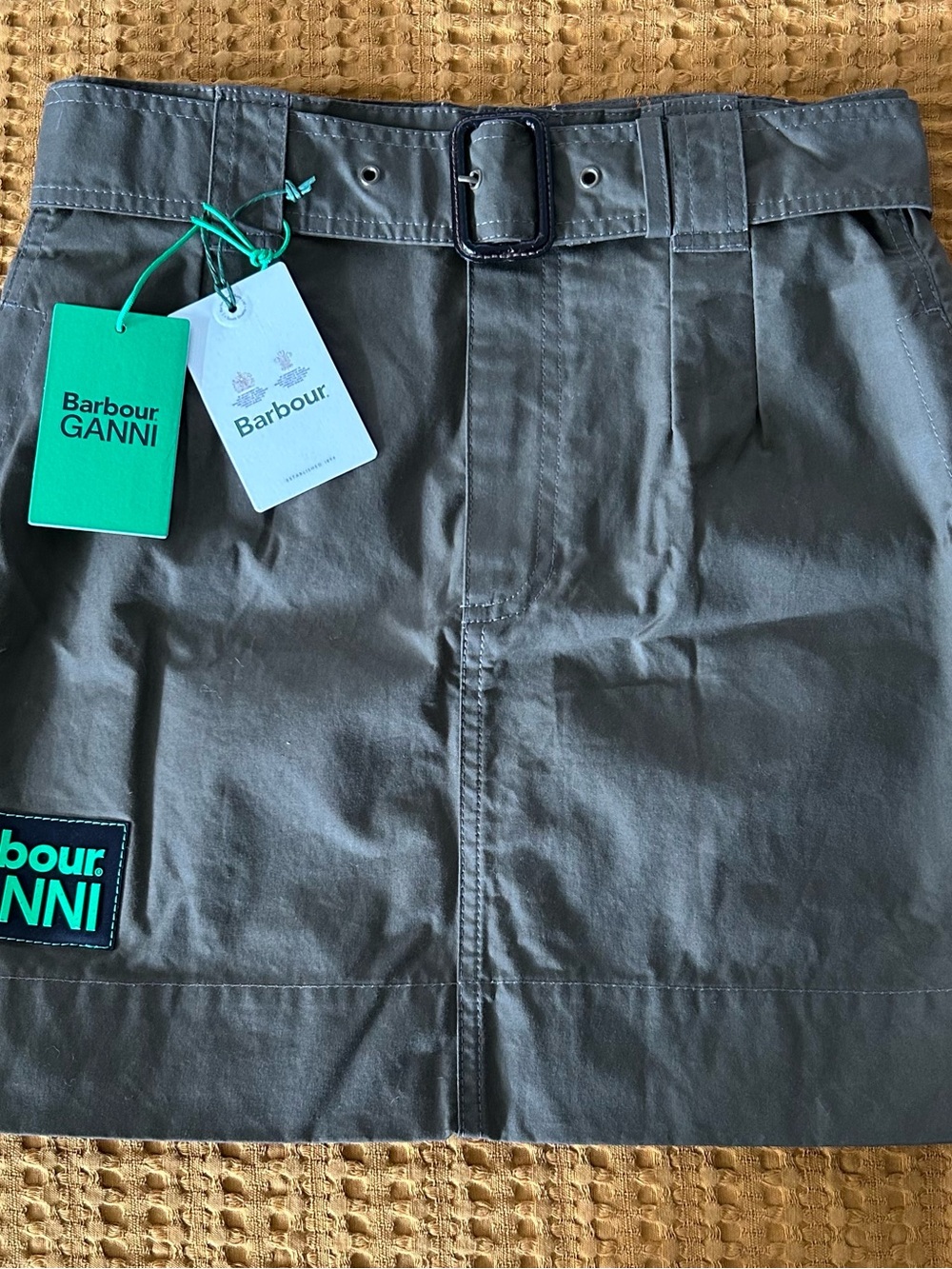 NWT Authentic Barbour x GANNI Belted Waxed Cotton Mini Skirt in Dark Green